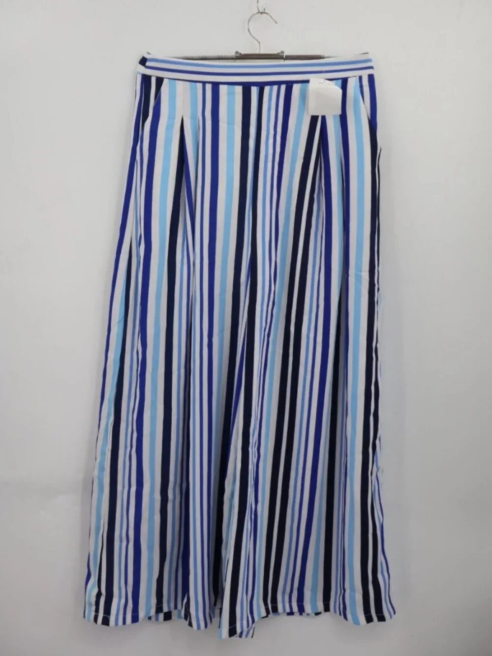 Do+Be Blue White Stripe Wide Leg Crop Pants NWT Nordstrom Size M